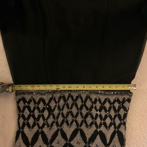 Vintage Formal Dress by Mark & John by Gopal - Picture 6 of 11